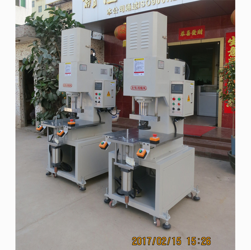 C�͔�(sh��)��Һ���C